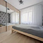 Janowicza 24 Apartment