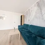 Janowicza 24 *