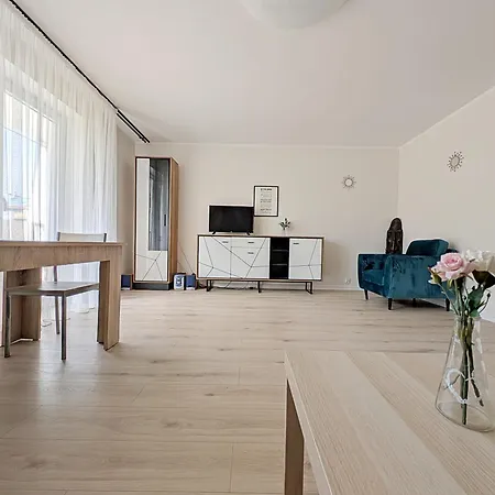 Apartment Janowicza 24